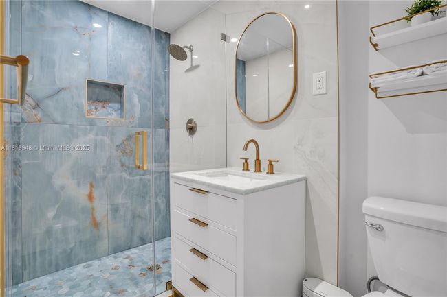 1229 Ne 17 Th Ave, House other with 4 bedrooms, 3 bathrooms and null parking in Fort Lauderdale FL | Image 14