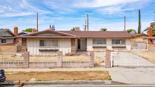 139 E Avenue Q7, Palmdale, CA, 93550-4576 | Card Image