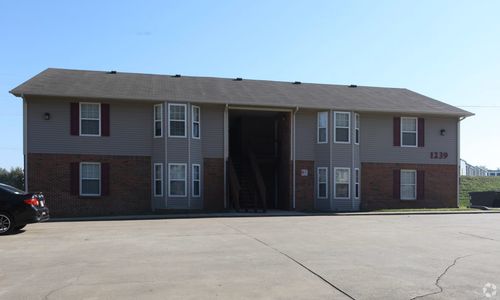 b-1208 Parkway Pl, Clarksville, TN, 37042-8485 | Card Image