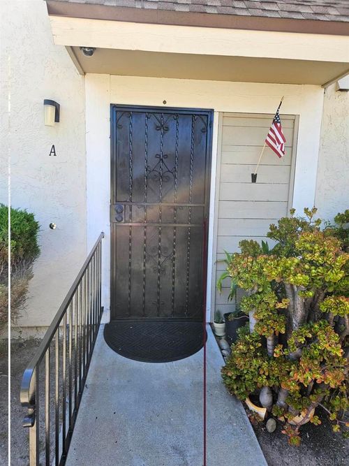 a-7025 Appian Dr, San Diego, CA, 92139-3305 | Card Image