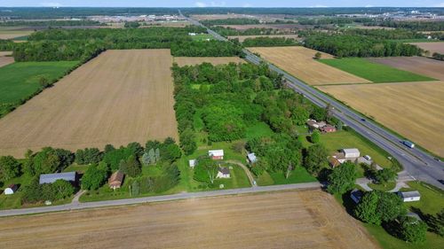 56611 Tulip Rd, New Carlisle, IN, 46552-9741 | Card Image