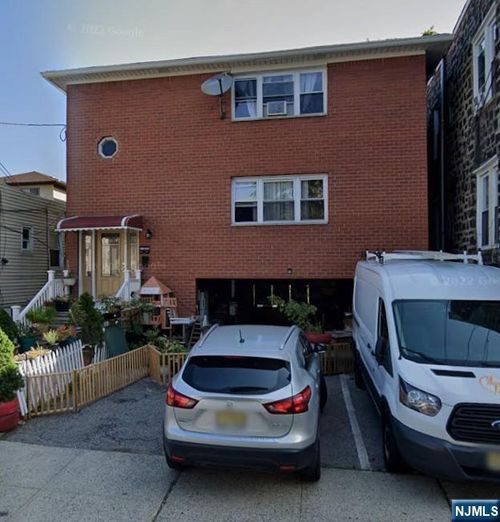 269 Delano Pl, Fairview, NJ, 07022-2187 | Card Image