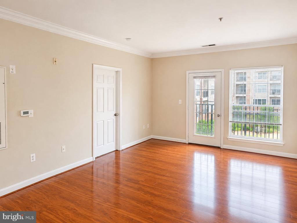 Residential in ALEXANDRIA 3