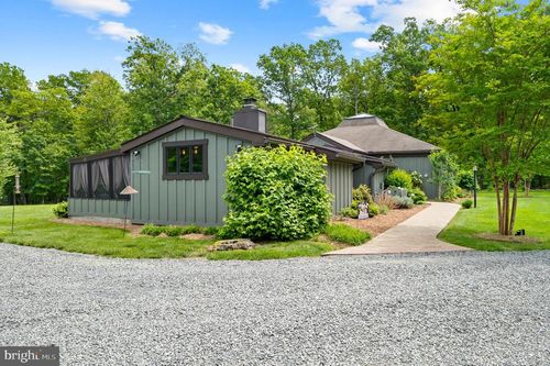 12915 Shady Ln, HILLSBORO, VA, 20132-1844 | Card Image