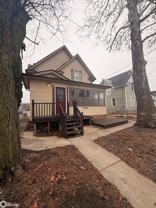 117 S Monroe Ave, Mason City, IA, 50401-3741 | Card Image