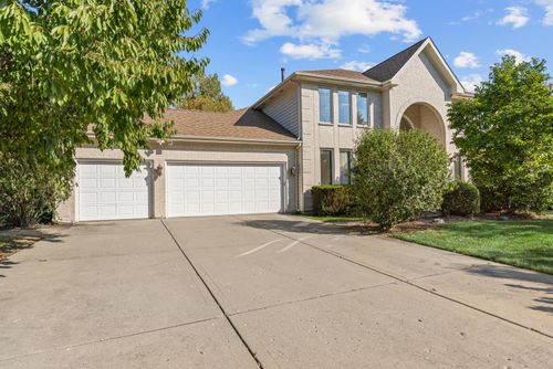 1983 Wilshire Ct, Buffalo Grove, IL, 60089-8004 | Card Image