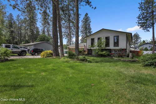 5792 N Parkwood Cir, Coeur D Alene, ID, 83815-8979 | Card Image