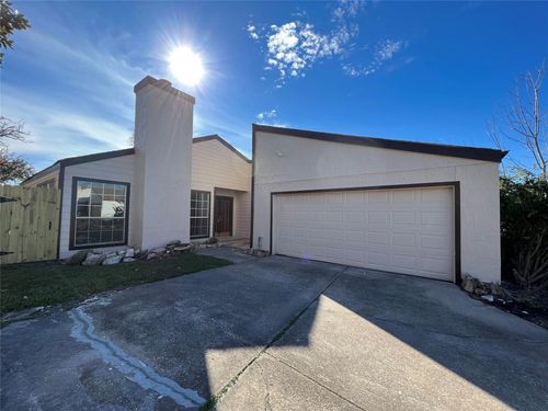 11039 Holworth Dr, Houston, TX, 77072-1923 | Card Image