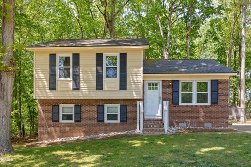 7921 Castlelake Ct, Raleigh, NC, 27615-4908 | Card Image