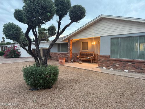 3931 E Desert Cove Ave, Phoenix, AZ, 85028-3431 | Card Image