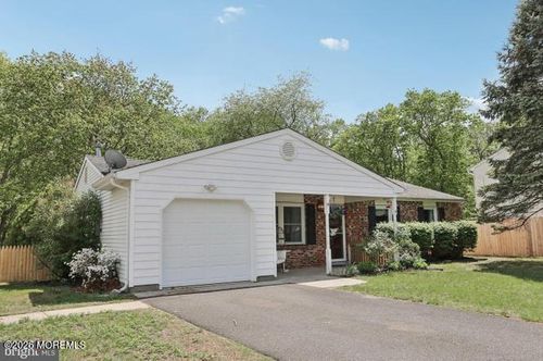 14 Virginia Dr, Howell, NJ, 07731-2837 | Card Image