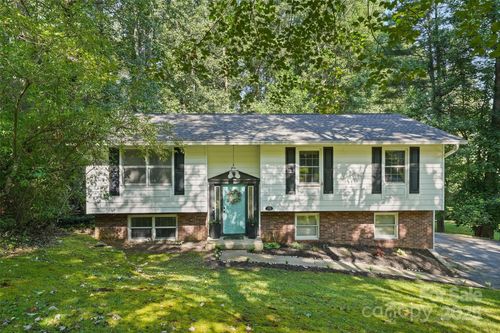 155 Timberlane Dr, Etowah, NC, 28729-9794 | Card Image
