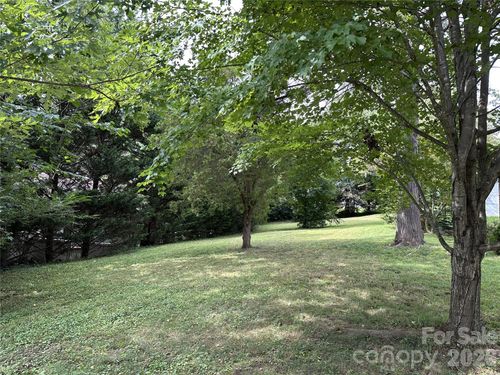 61 Maney Ave, Asheville, NC, 28804-3331 | Card Image
