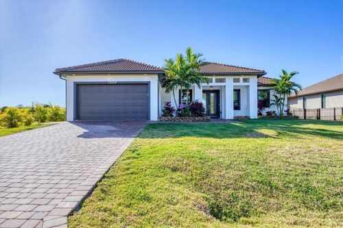 15504 Hennipen Cir, PORT CHARLOTTE, FL, 33981-4633 | Card Image