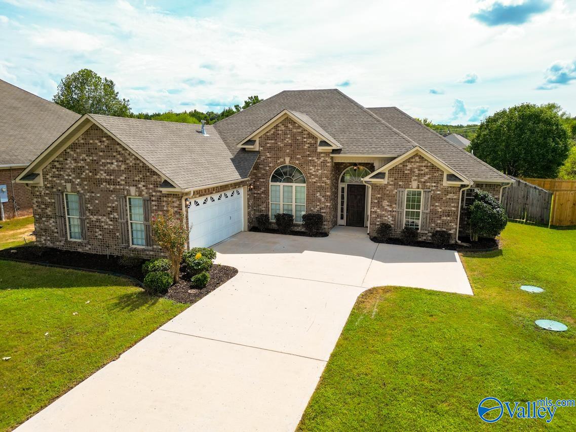 Brier Rose Ln, Harvest, AL 35749