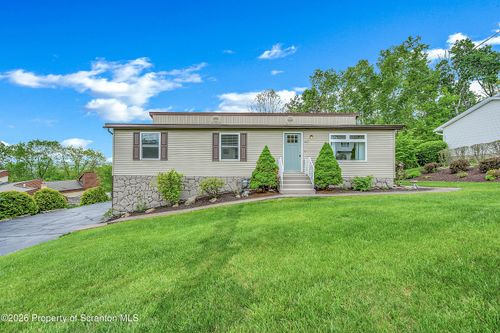 407 Kingsley Blvd, Peckville, PA, 18452-1119 | Card Image