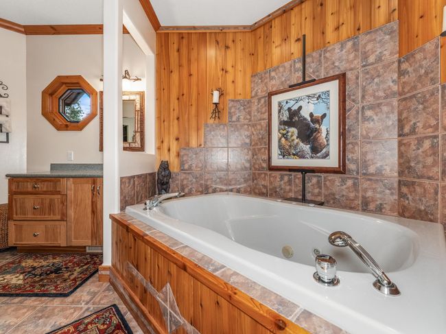 5407 Bluebird Point Rd, House other with 4 bedrooms, 5 bathrooms and null parking in MANITOWISH WATERS WI | Image 37