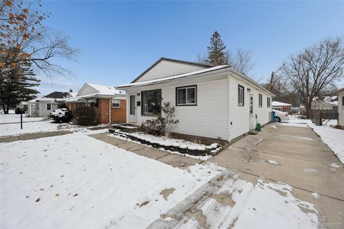 3941 Huron St, Dearborn Heights, MI, 48125-2919 | Card Image