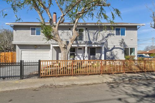 116 Daphne Way, East Palo Alto, CA, 94303-2636 | Card Image