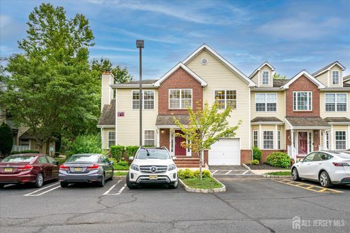 73 Forest Dr, Piscataway, NJ, 08854-2282 | Card Image