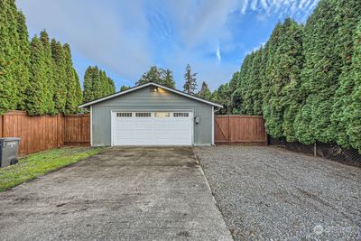 240 15th Street Se, House other with 2 bedrooms, 1 bathrooms and 2 parking in Auburn WA | Image 1