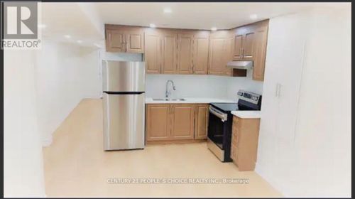 2-3 Aldenham St, Brampton, ON, L6X5S2 | Card Image