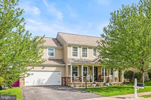 63 4th St, NEW FREEDOM, PA, 17349-9742 | Card Image