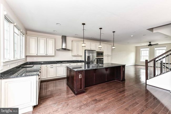 3160 Yeager Dr, Townhouse with 5 bedrooms, 5 bathrooms and null parking in HERNDON VA | Image 11