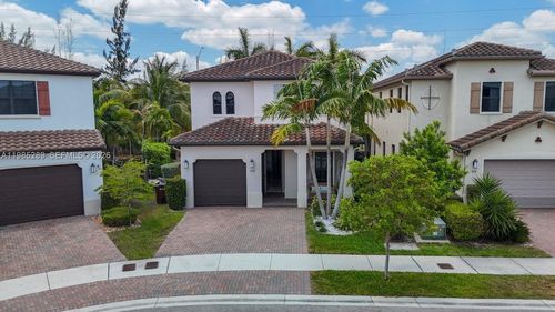 0-9602 W 35th Ln, Hialeah, FL, 33018-2023 | Card Image