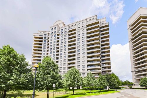 511-9235 Jane St, Vaughan, ON, L6A0J8 | Card Image