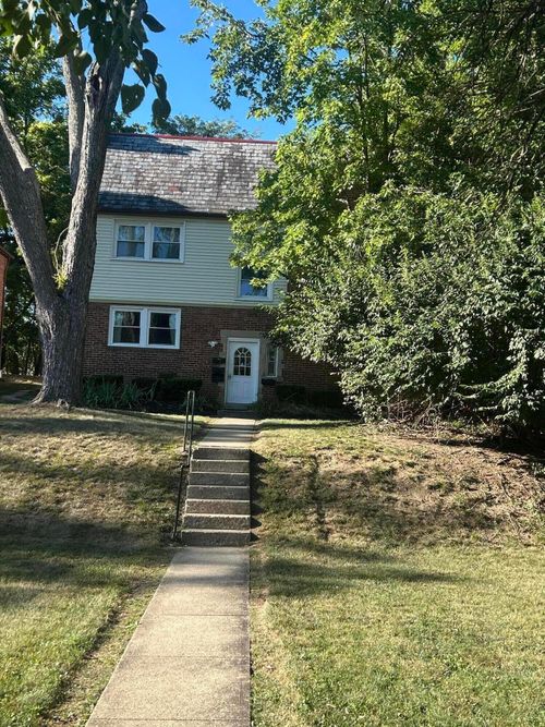 110 W Tulane Rd, Columbus, OH, 43202-1940 | Card Image
