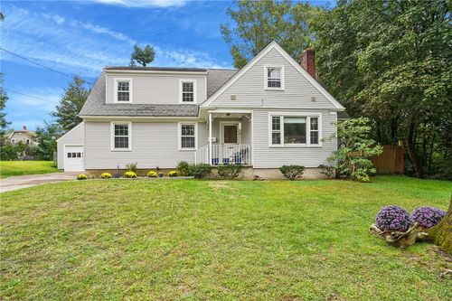 44 River St, Cranston, RI, 02905-3412 | Card Image