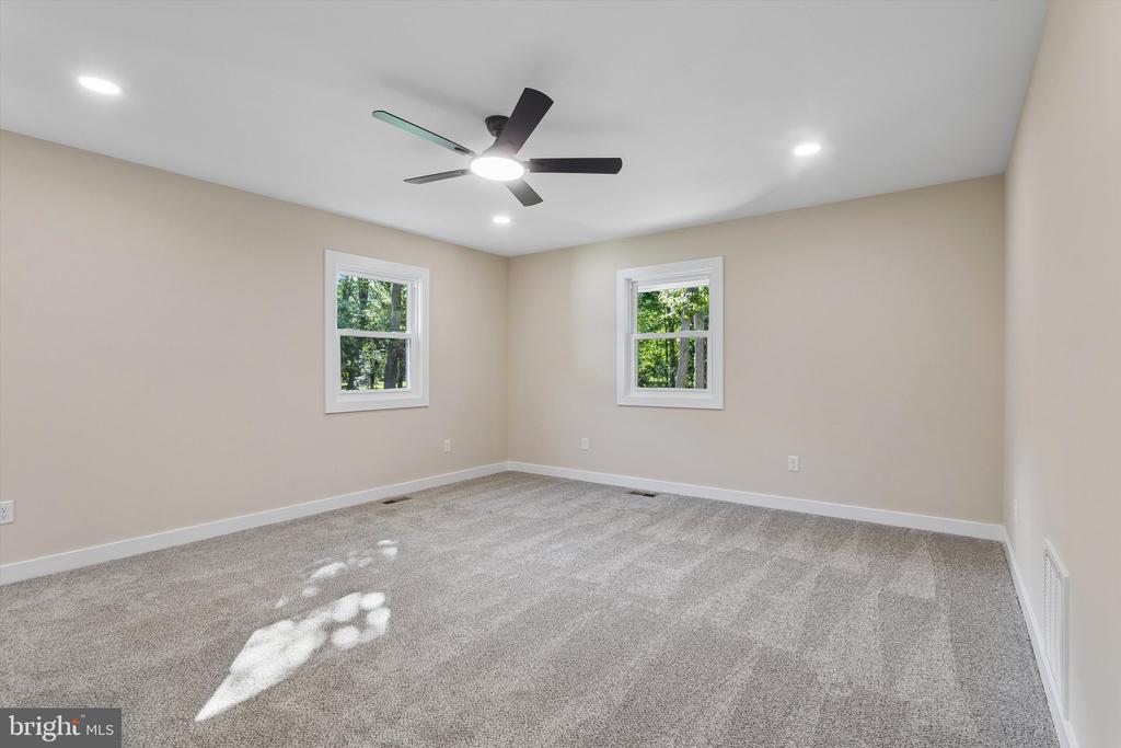 Residential in YORKTOWN 5