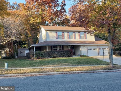 7502 Milligan Ln, CLINTON, MD, 20735-3018 | Card Image