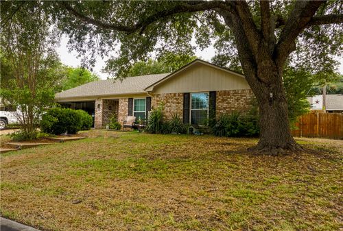 237 Westhill Drive, Hewitt, TX, 76643 | Card Image