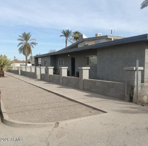 2045 W Washington St, Phoenix, AZ, 85009-5256 | Card Image