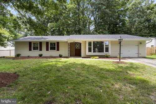 2552 Lisa Dr, WALDORF, MD, 20601-3368 | Card Image