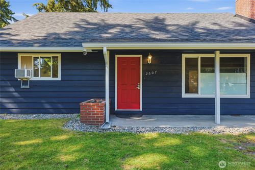 2607 92nd St S, Lakewood, WA, 98499-9373 | Card Image