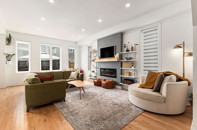 184 Equitation Cir, House other with 4 bedrooms, 3 bathrooms and 2 parking in Richmond ON | Image 8