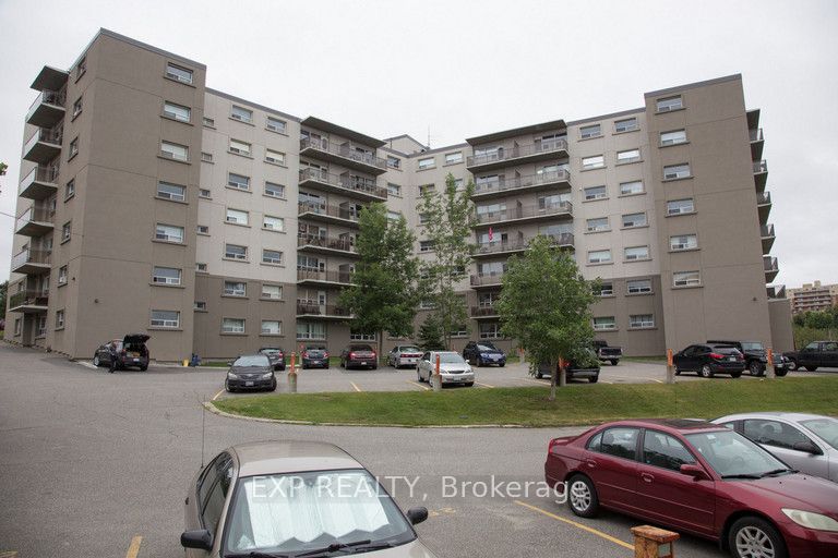 Residential Lease in Sudbury Remote Area