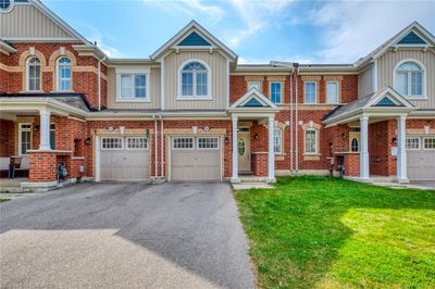 1663 Clitherow St, Townhouse with 3 bedrooms, 2 bathrooms and 3 parking in Milton ON | Image 1