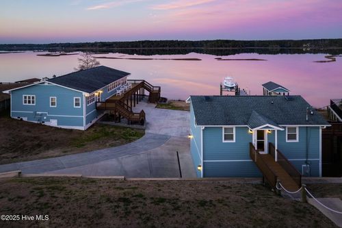 225 Great Neck Hl, Hubert, NC, 28539-3730 | Card Image