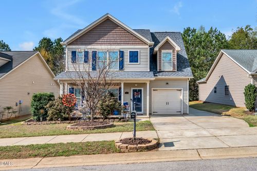 916 Bridlemine Dr, Fuquay Varina, NC, 27526-3702 | Card Image