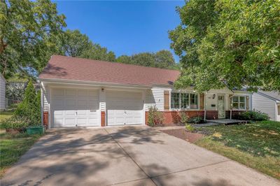 7590 High Drive, House other with 3 bedrooms, 2 bathrooms and null parking in Prairie Village KS | Image 2