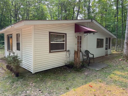 16253 Caberfae Hwy, Wellston, MI, 49689-9717 | Card Image