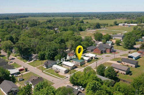 2016 Bessie St, Springfield, TN, 37172-2049 | Card Image