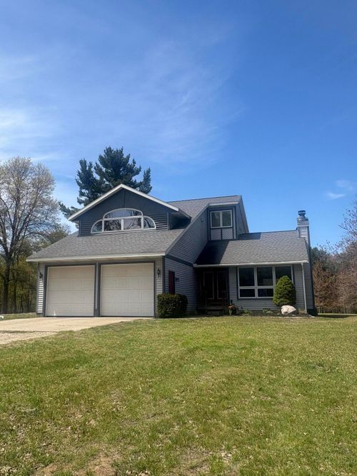 10367 152nd Ave, West Olive, MI, 49460-9522 | Card Image