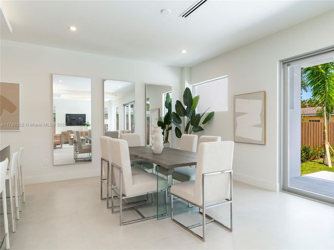 734 14 Th Ave, Townhouse with 4 bedrooms, 4 bathrooms and null parking in Fort Lauderdale FL | Image 8
