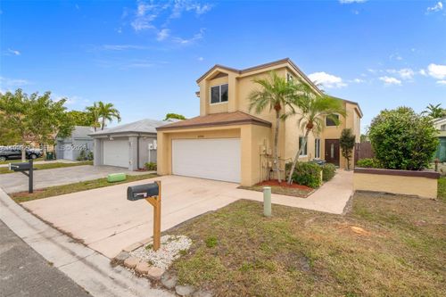 2050 Nw 37th Ave, Coconut Creek, FL, 33066-3010 | Card Image
