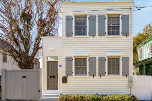 1 Ducs Ct, Charleston, SC, 29403-5089 | Card Image